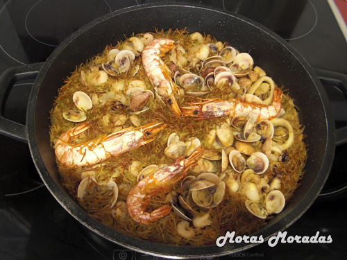 fideuá al horno en la cazuela fideuá al horno en la cazuela