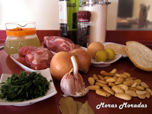 ingredientes para hacer albóndigas en salsa de almendras ingredientes para hacer albóndigas en salsa de almendras
