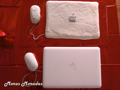 pastel macbook hecho con fondant de nubes pastel macbook hecho con fondant de nubes