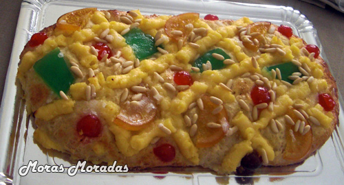 coca de San Juan con crema y frutas confitadas coca de San Juan con crema y frutas confitadas