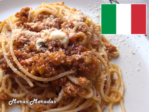 espaguetis con salsa boloñesa para la Selección Italiana espaguetis con salsa boloñesa para la Selección Italiana