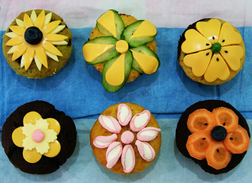 idea Bento: magdalenas que parecen flores