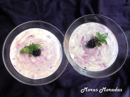 mousse de moras y chocolate blanco