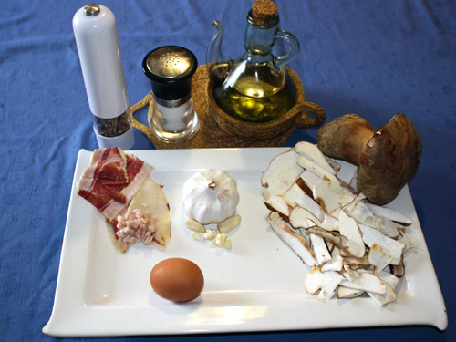 ingredientes para hacer boletus con huevo al perfume de jamón ibérico