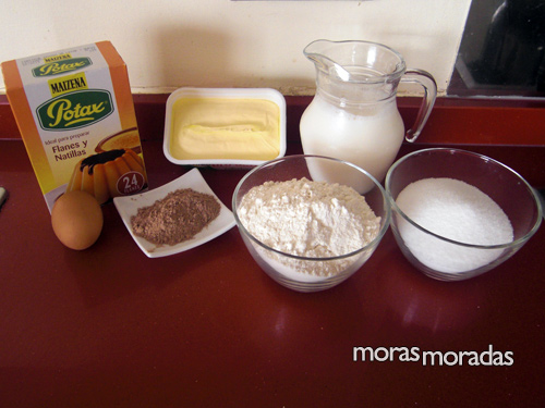 ingredientes para hacer el pastel de galleta María