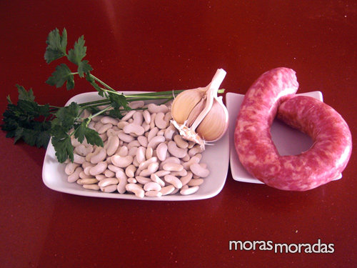 ingredientes para hacer mongetes con butifarra