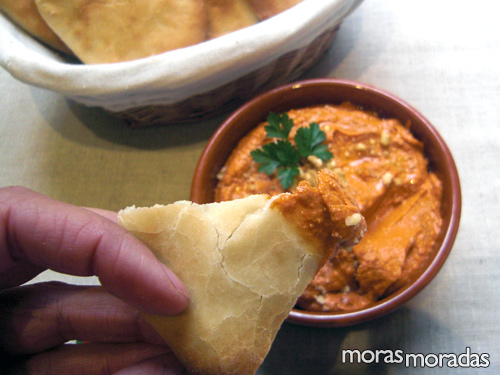 muhammara, un paté de pimientos de origen árabe