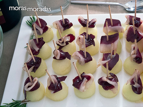 bolas de melón con jamón de pato